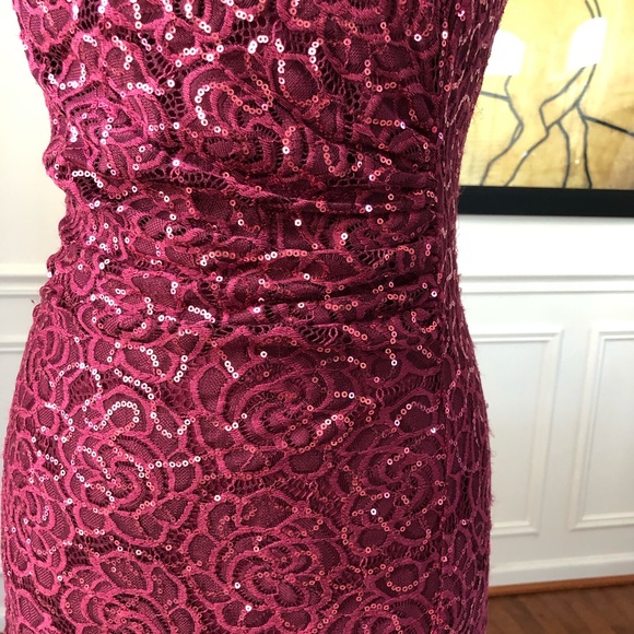 La Femme Column Dress Gown Sequin Burgundy NWOT 4 - Picture 3 of 10